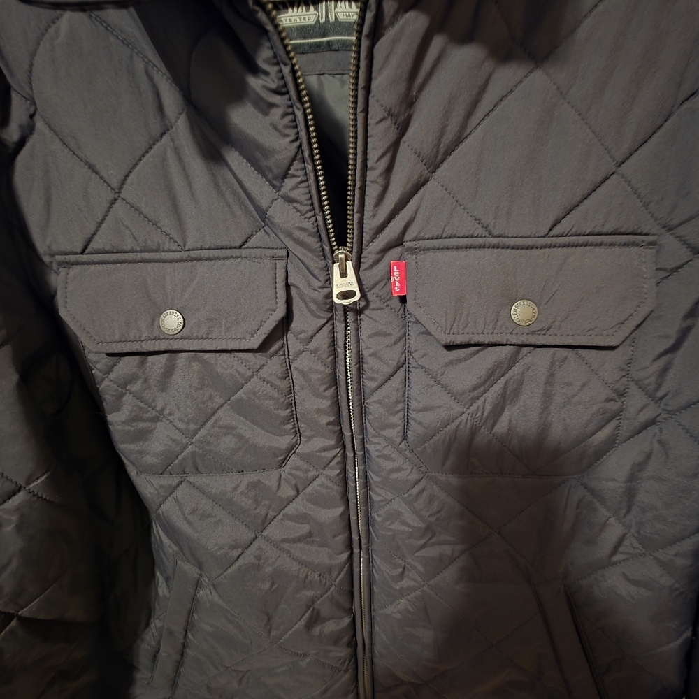 Levi's Dark Quilted Jacket - Picture 6 of 9